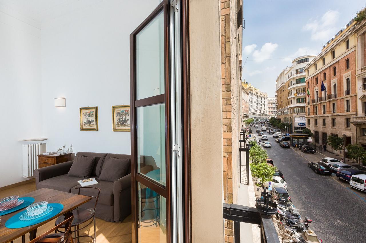 Prestigious Via Barberini Appartamento