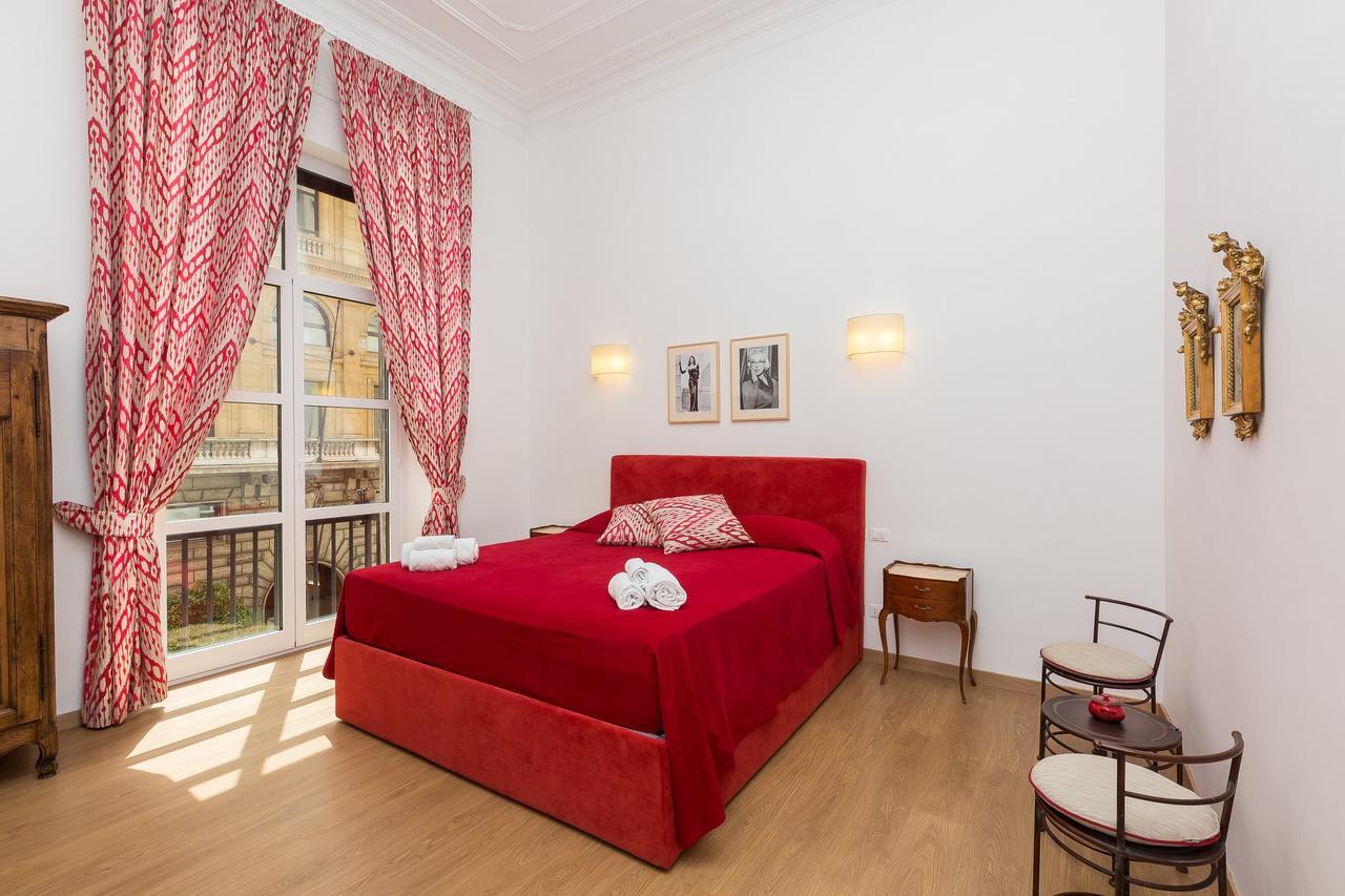 Prestigious Via Barberini Apartamento